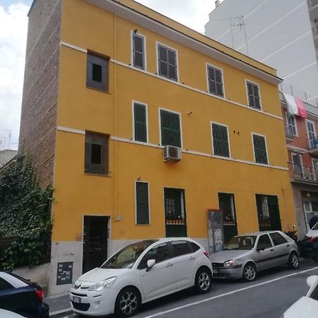 Apartment Urbino 33 روما المظهر الخارجي الصورة