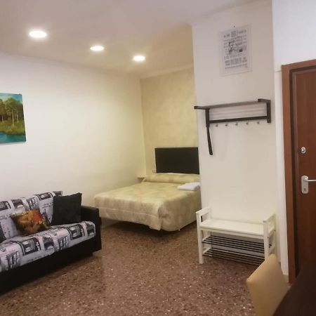 Apartment Urbino 33 روما المظهر الخارجي الصورة