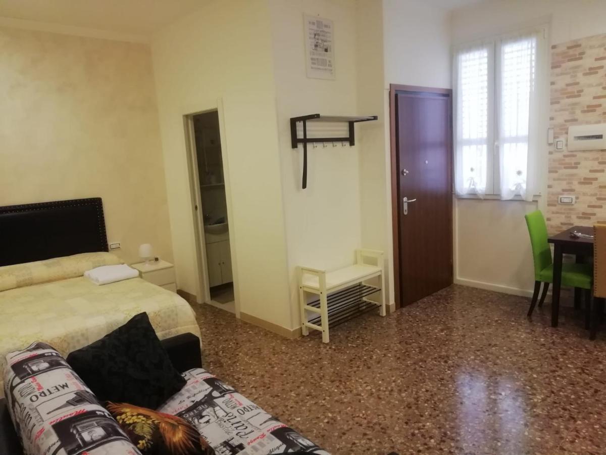 Apartment Urbino 33 روما المظهر الخارجي الصورة